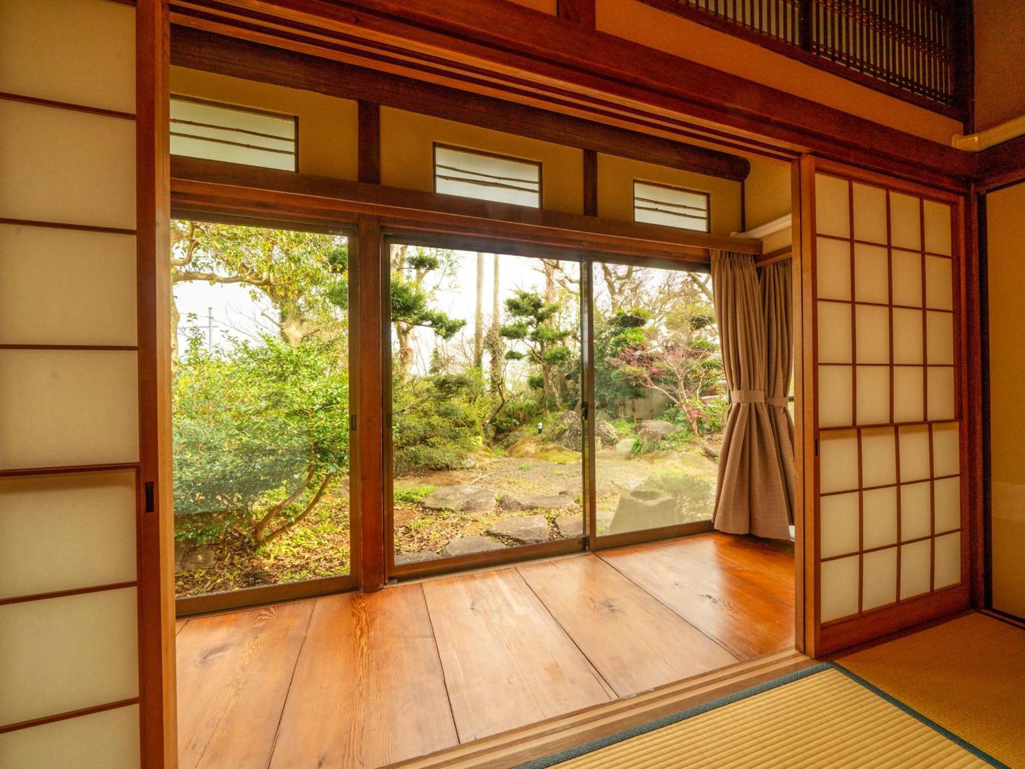 Ooedo Onsen Monogatari Hotel Ranpu Hirado Exterior photo