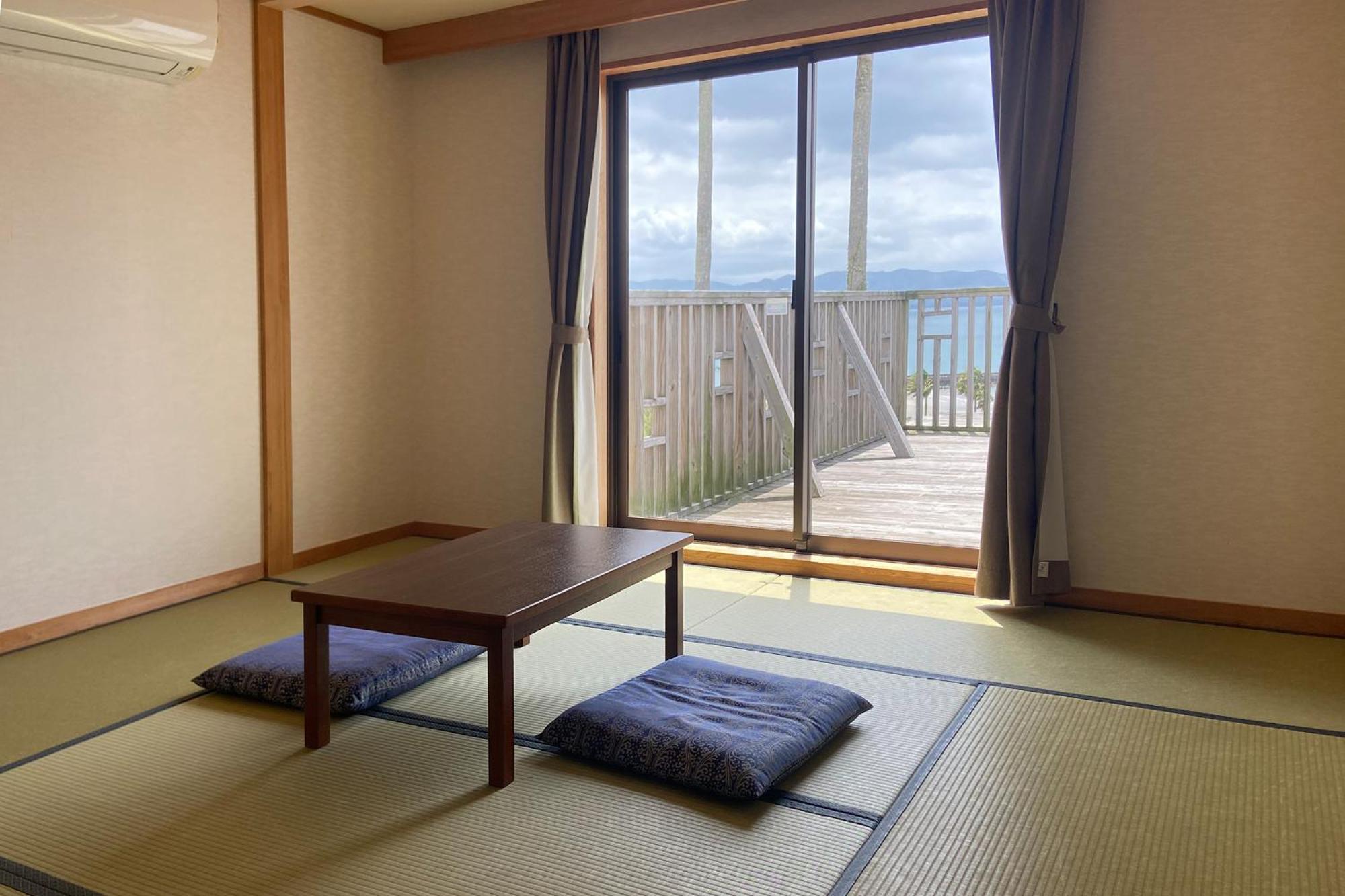 Ooedo Onsen Monogatari Hotel Ranpu Hirado Exterior photo